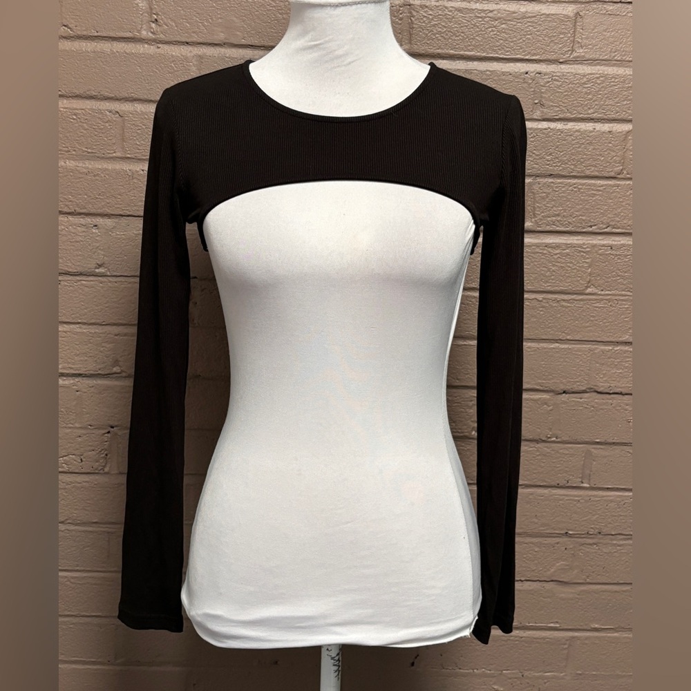 Illa Illa black long sleeve super crop shrug S